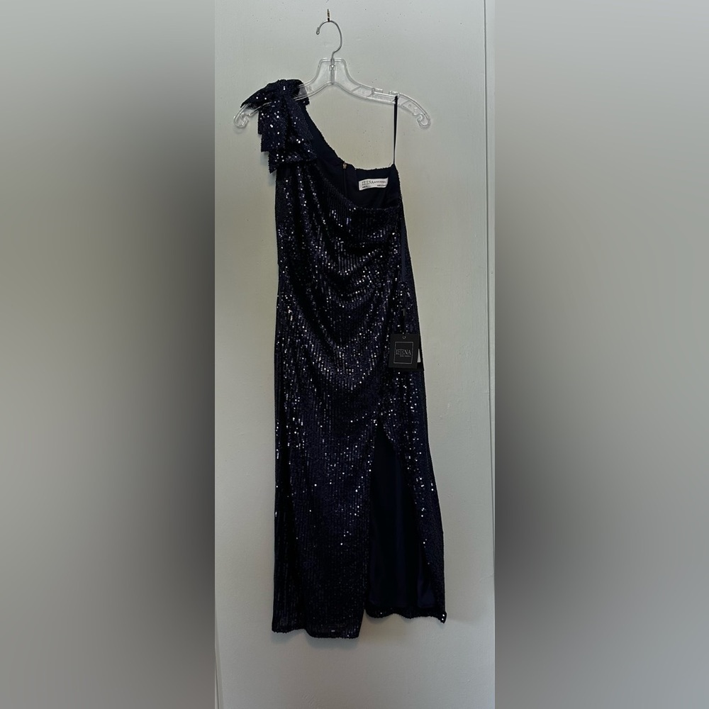 Ieena for Mac Duggal Bow One Shoulder Midnight Sequin Midi Dress Size 8 - Picture 5 of 7